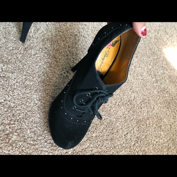 Booties - Picture 3 of 6